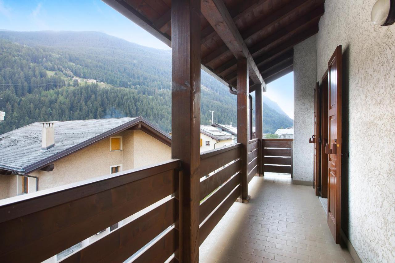 Mountain Chalet Close To Bormio Villa Valdisotto Eksteriør bilde